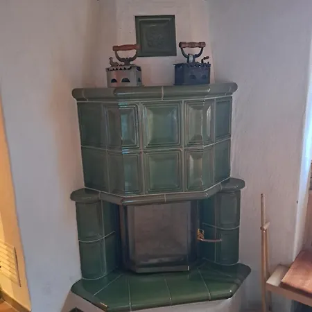 Brend Und Отель